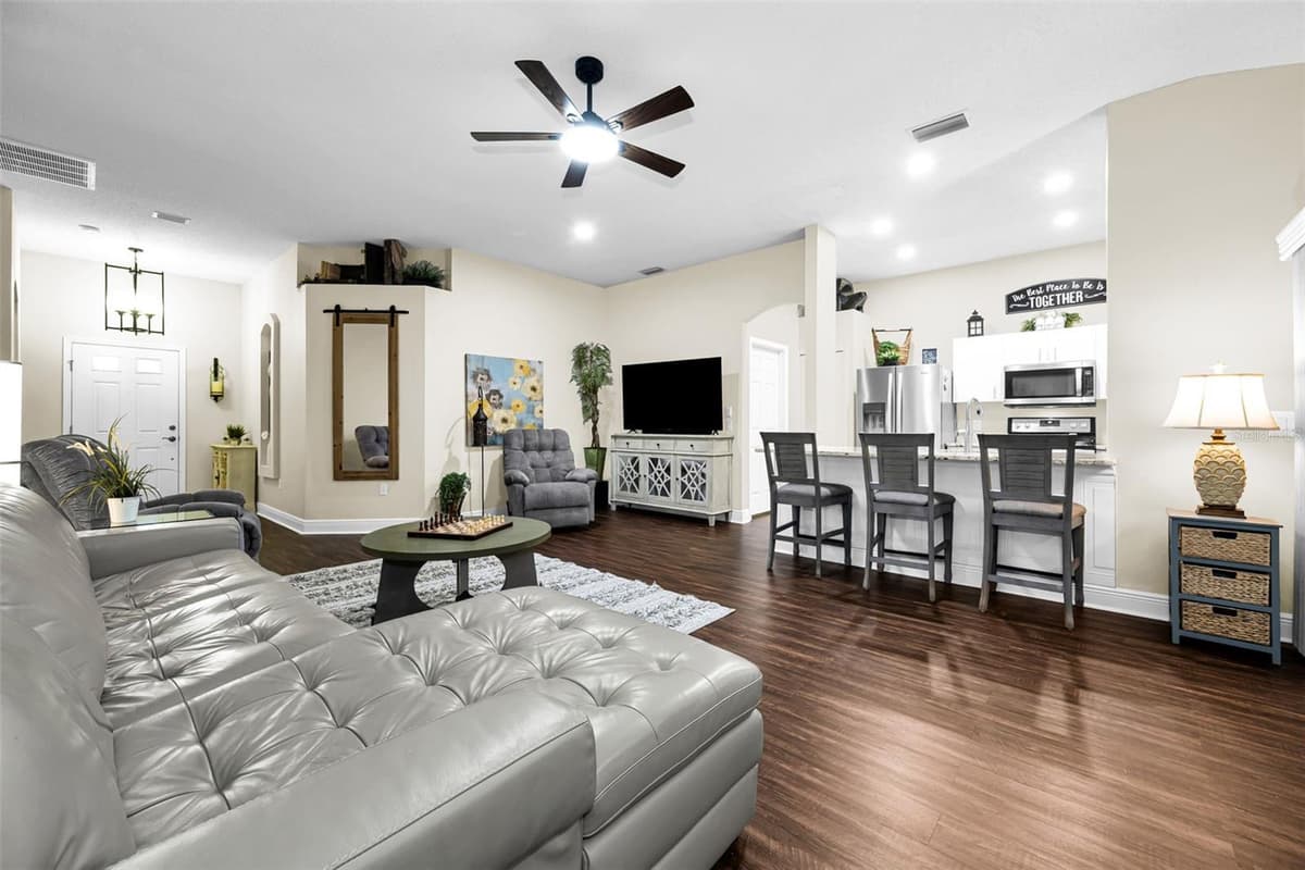 1553 ARLINGTON OAKS COURT — photo 11 of 98