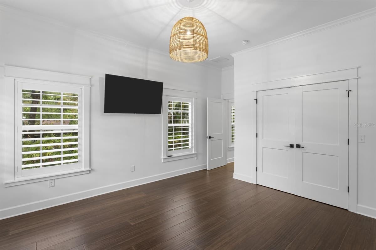 4415 CLEAR AVENUE — photo 28 of 32