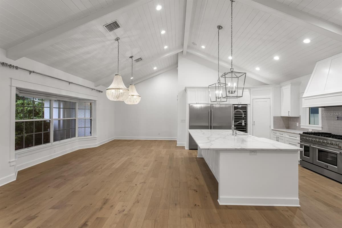 4415 CLEAR AVENUE — photo 7 of 32