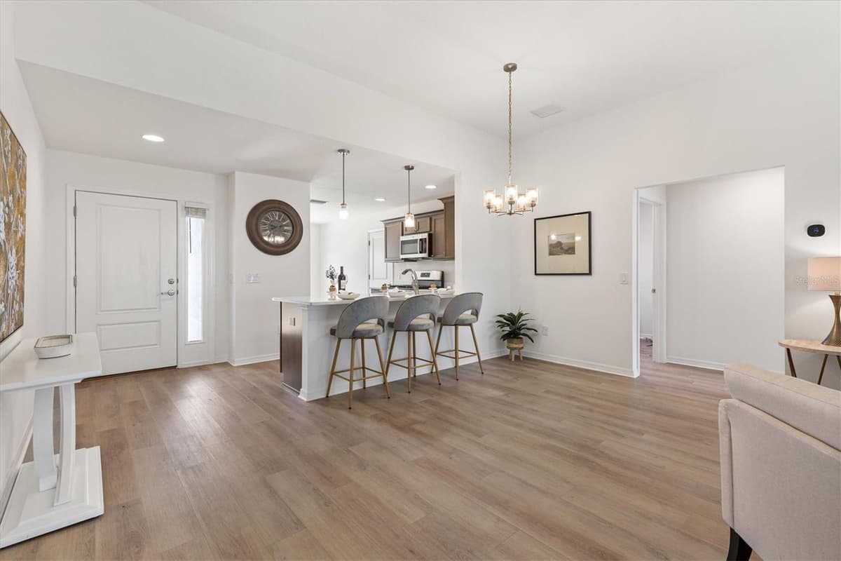 6710 NEWELL LOOP — photo 12 of 47