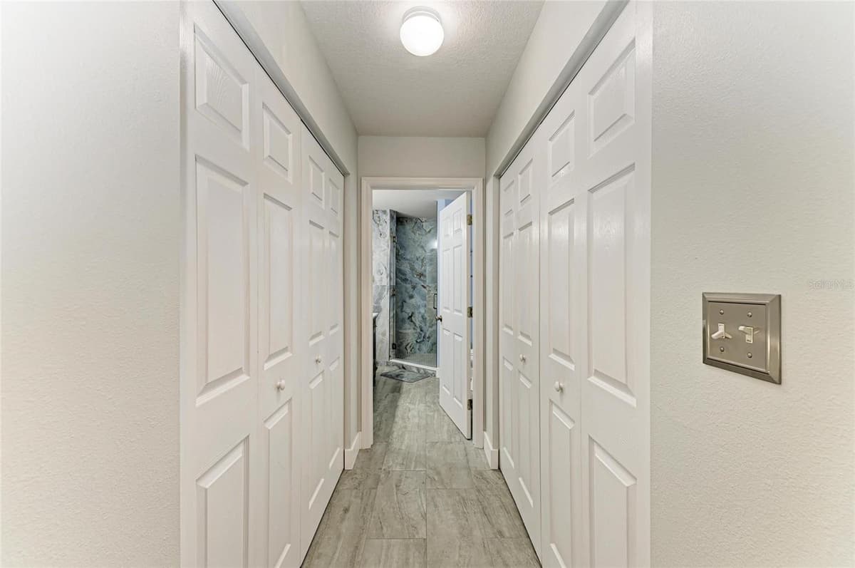 3009 LIVE OAK LANE — photo 19 of 46