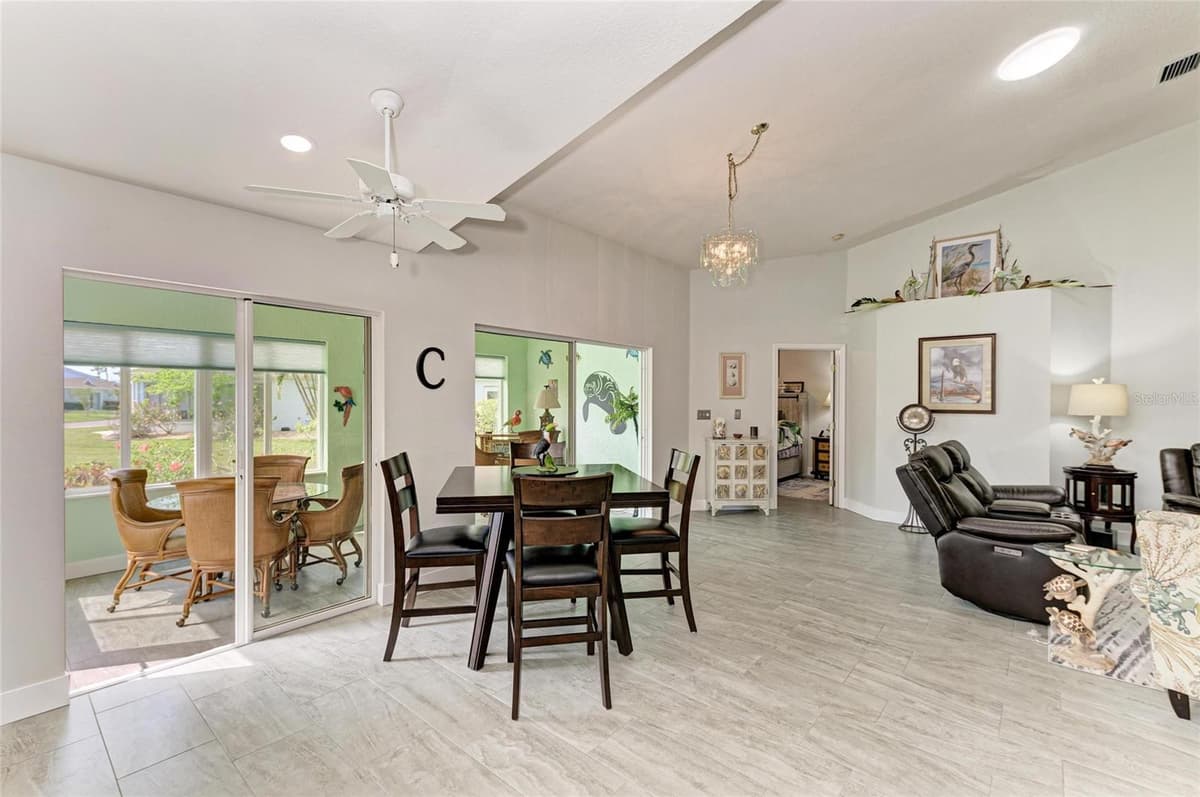 3009 LIVE OAK LANE — photo 15 of 46