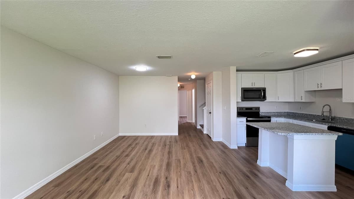 2848 CLUB CORTILE CIRCLE — photo 17 of 35