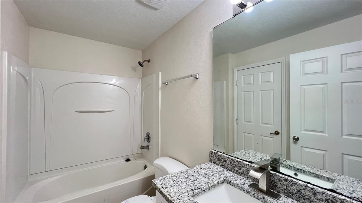2848 CLUB CORTILE CIRCLE — photo 7 of 35