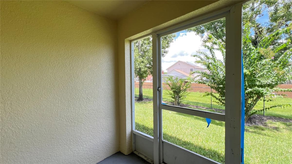 2848 CLUB CORTILE CIRCLE — photo 20 of 35