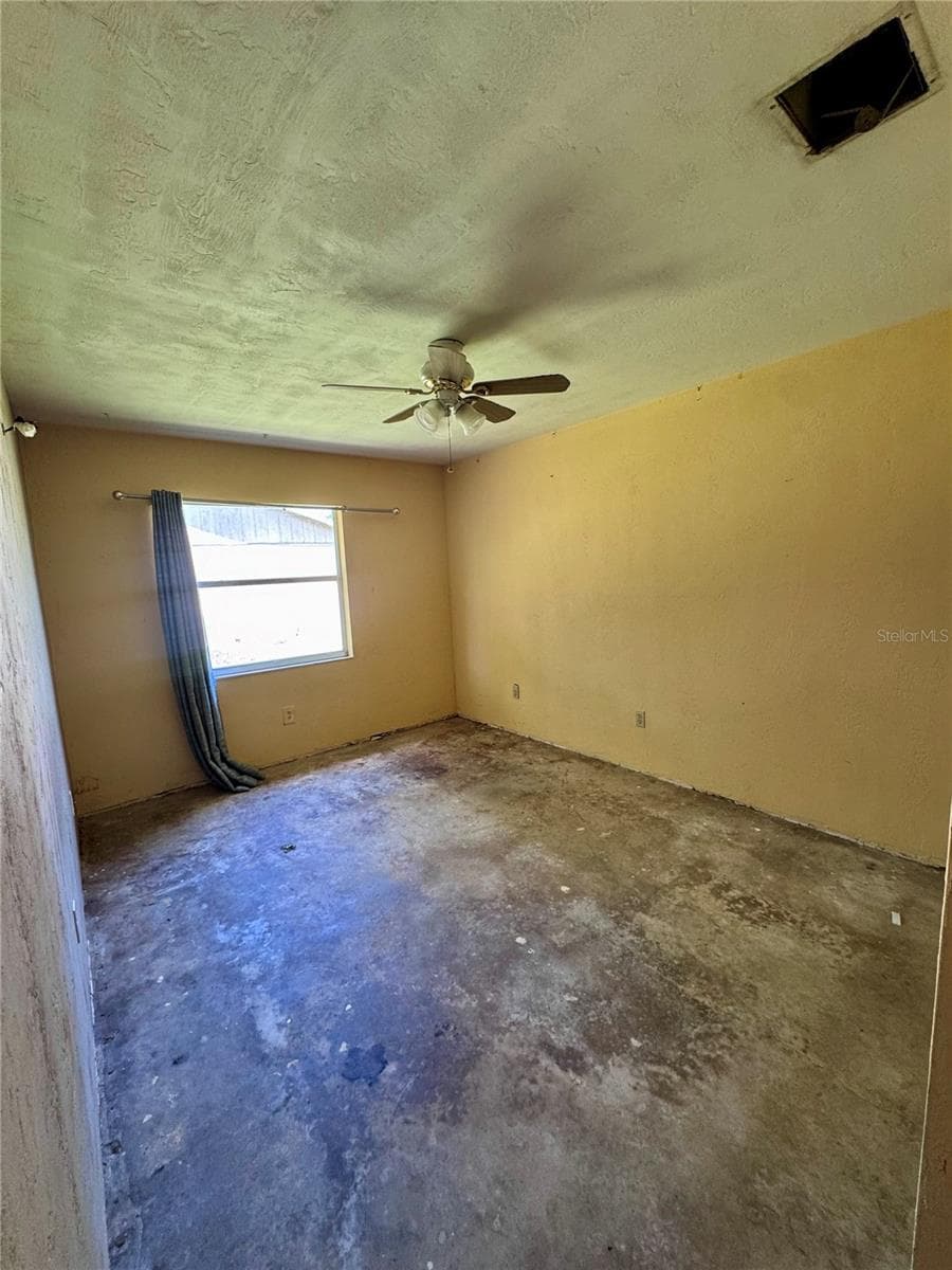 920 BOULDER DRIVE — photo 6 of 11