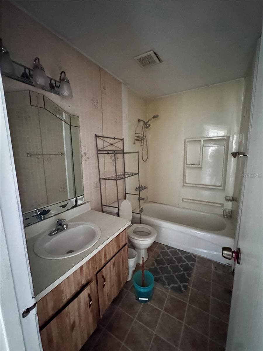 920 BOULDER DRIVE — photo 5 of 11