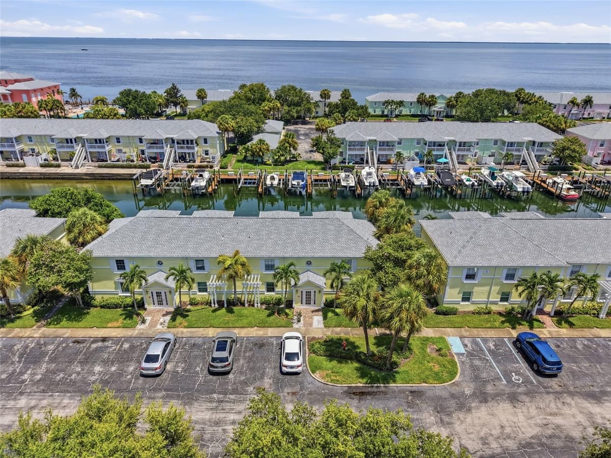 5092 BEACH DRIVE — photo 46 of 53
