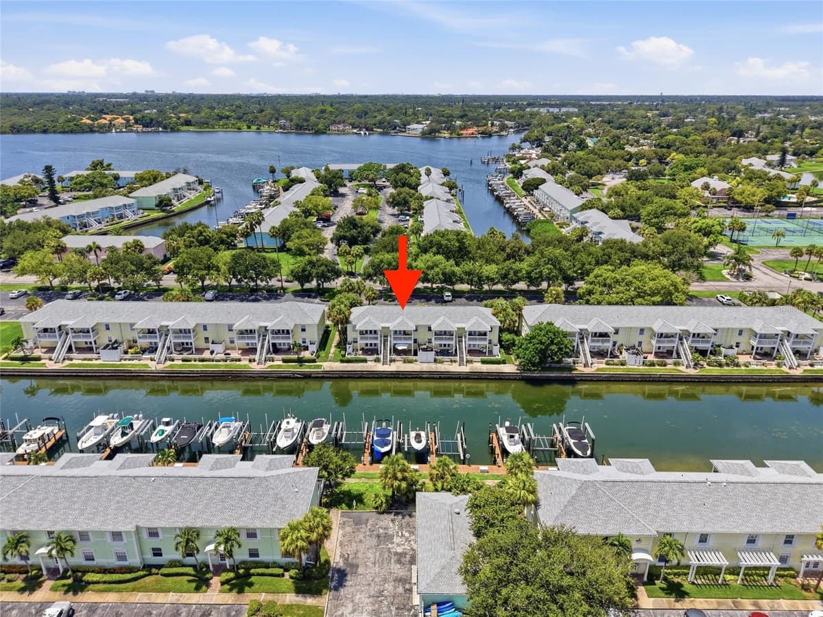 5092 BEACH DRIVE — photo 49 of 53