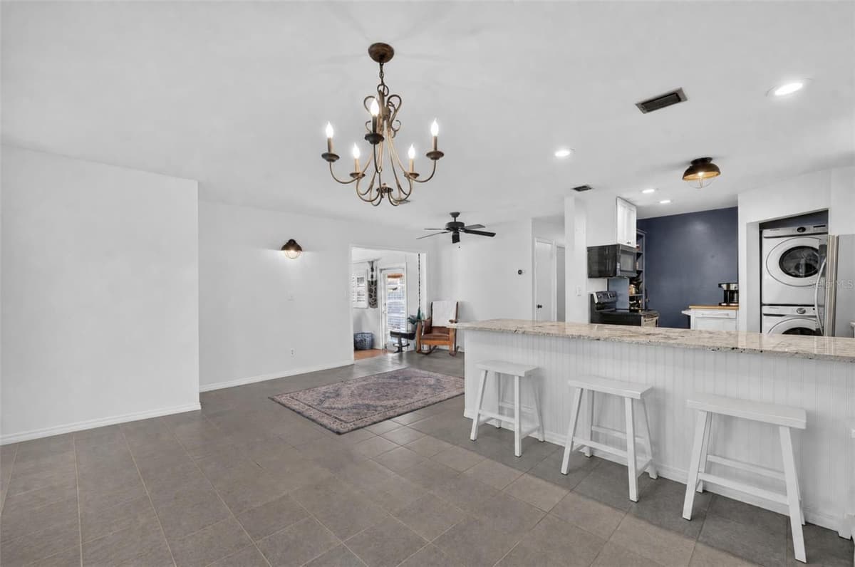 2719 WOODSIDE AVENUE — photo 7 of 33