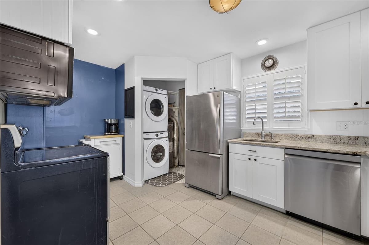 2719 WOODSIDE AVENUE — photo 10 of 33