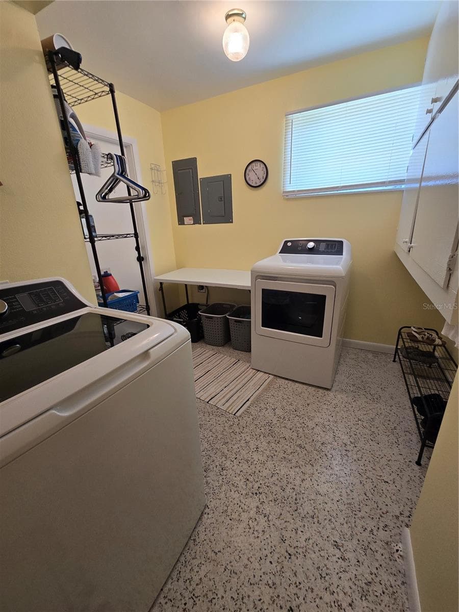 3134 IRVING STREET — photo 17 of 24