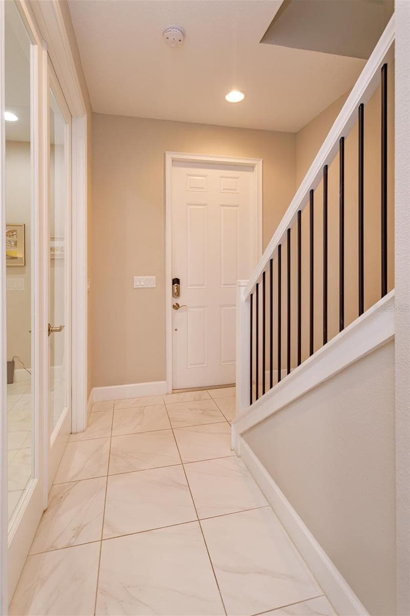 1495 LAKE GEORGE DRIVE — photo 7 of 41