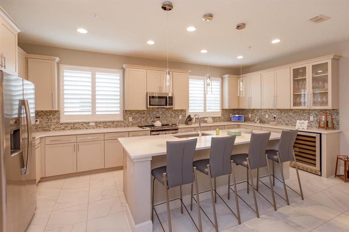 1495 LAKE GEORGE DRIVE — photo 4 of 41