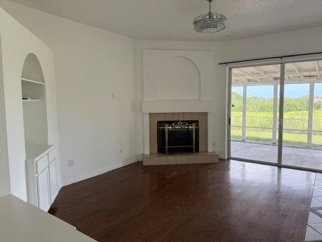 4633 HAZELGROVE DRIVE — photo 3 of 14