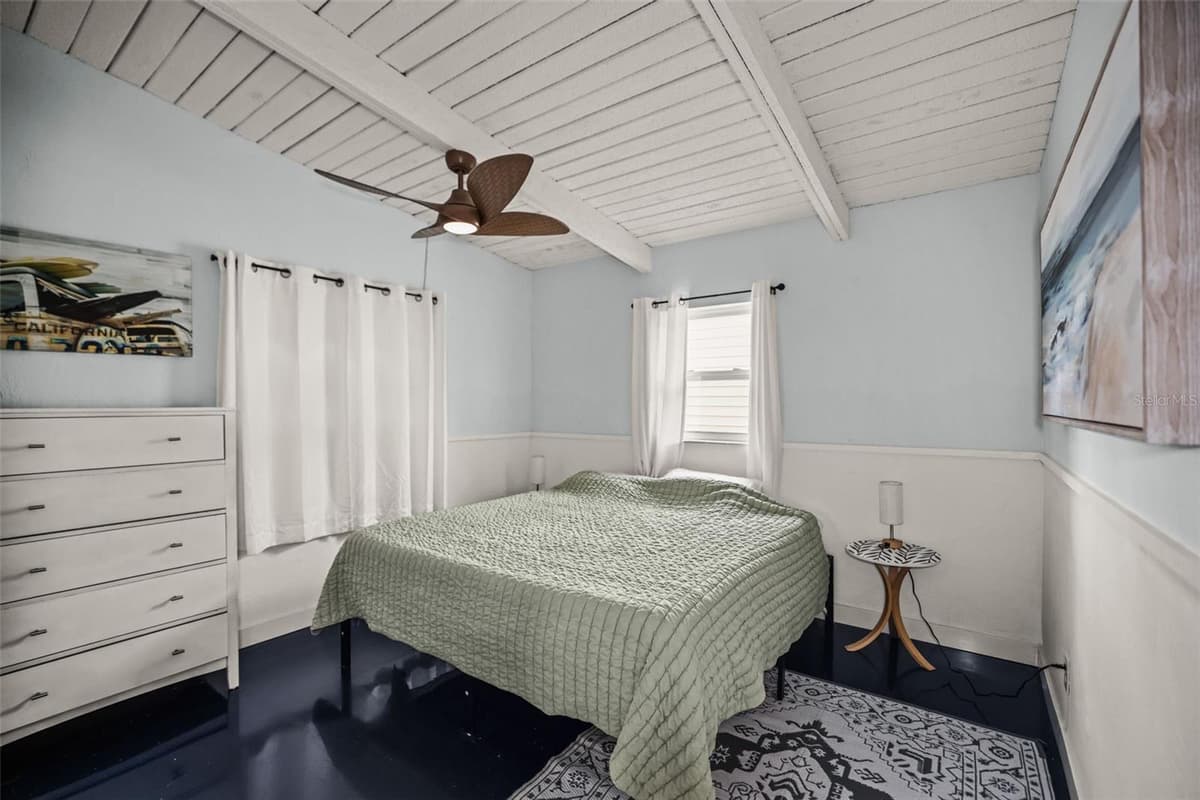 14023 PALM STREET — photo 14 of 38