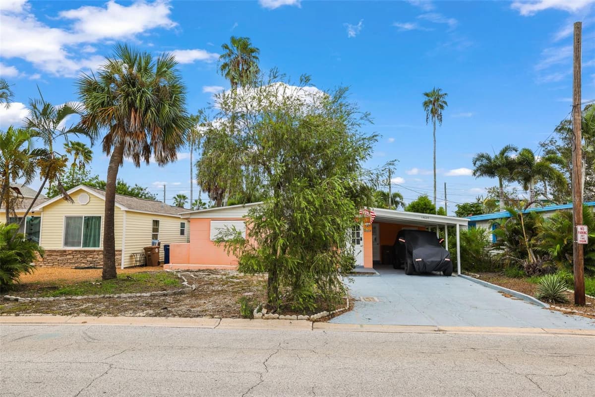 14023 PALM STREET — photo 4 of 38