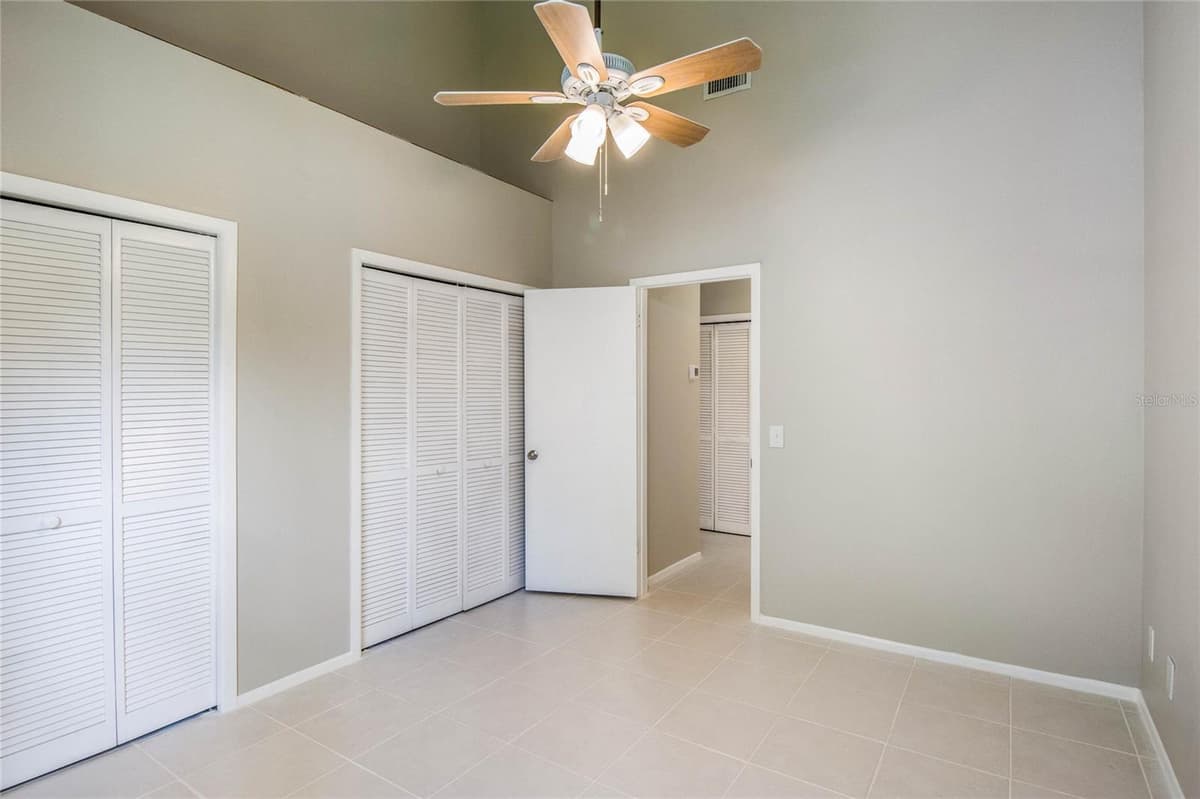 410 LAUREL COVE WAY — photo 14 of 33