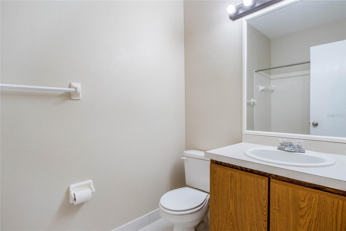 410 LAUREL COVE WAY — photo 15 of 33