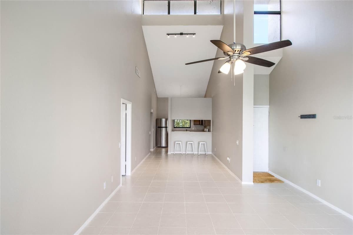 410 LAUREL COVE WAY — photo 6 of 33