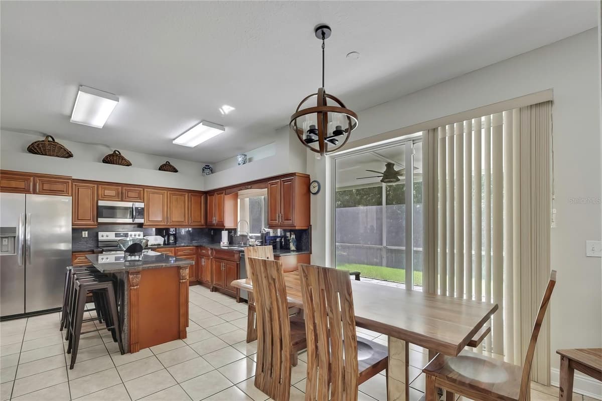 25724 FRITH STREET — photo 15 of 68