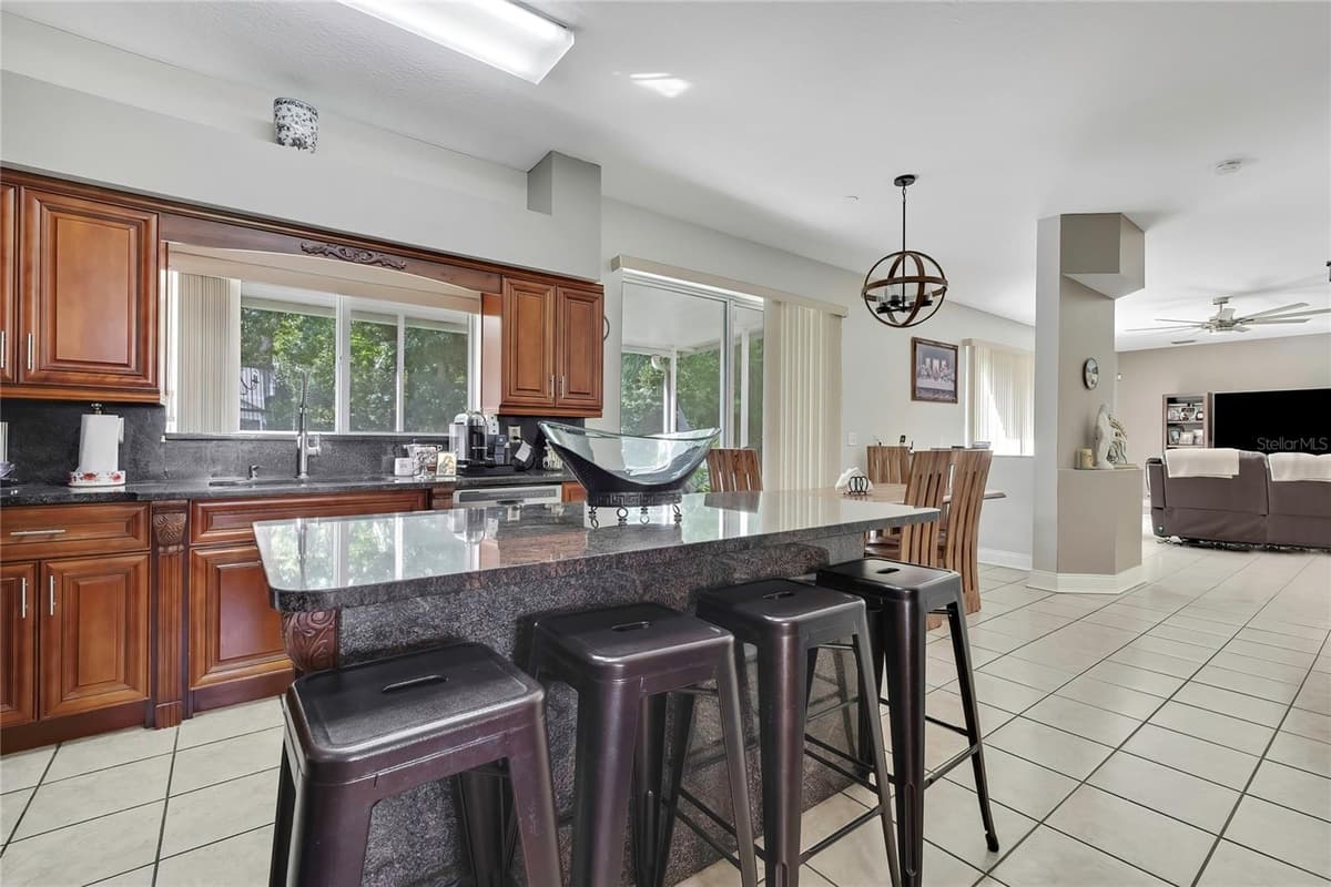 25724 FRITH STREET — photo 20 of 68