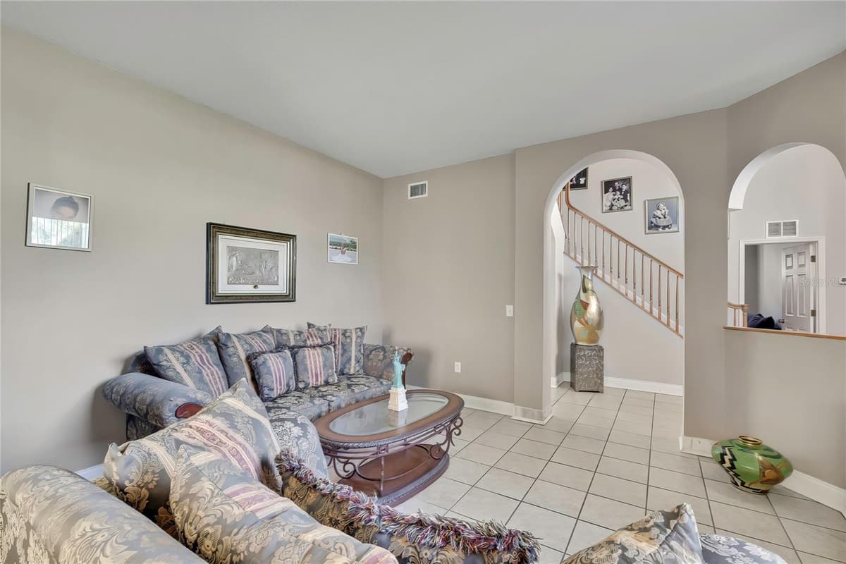 25724 FRITH STREET — photo 9 of 68