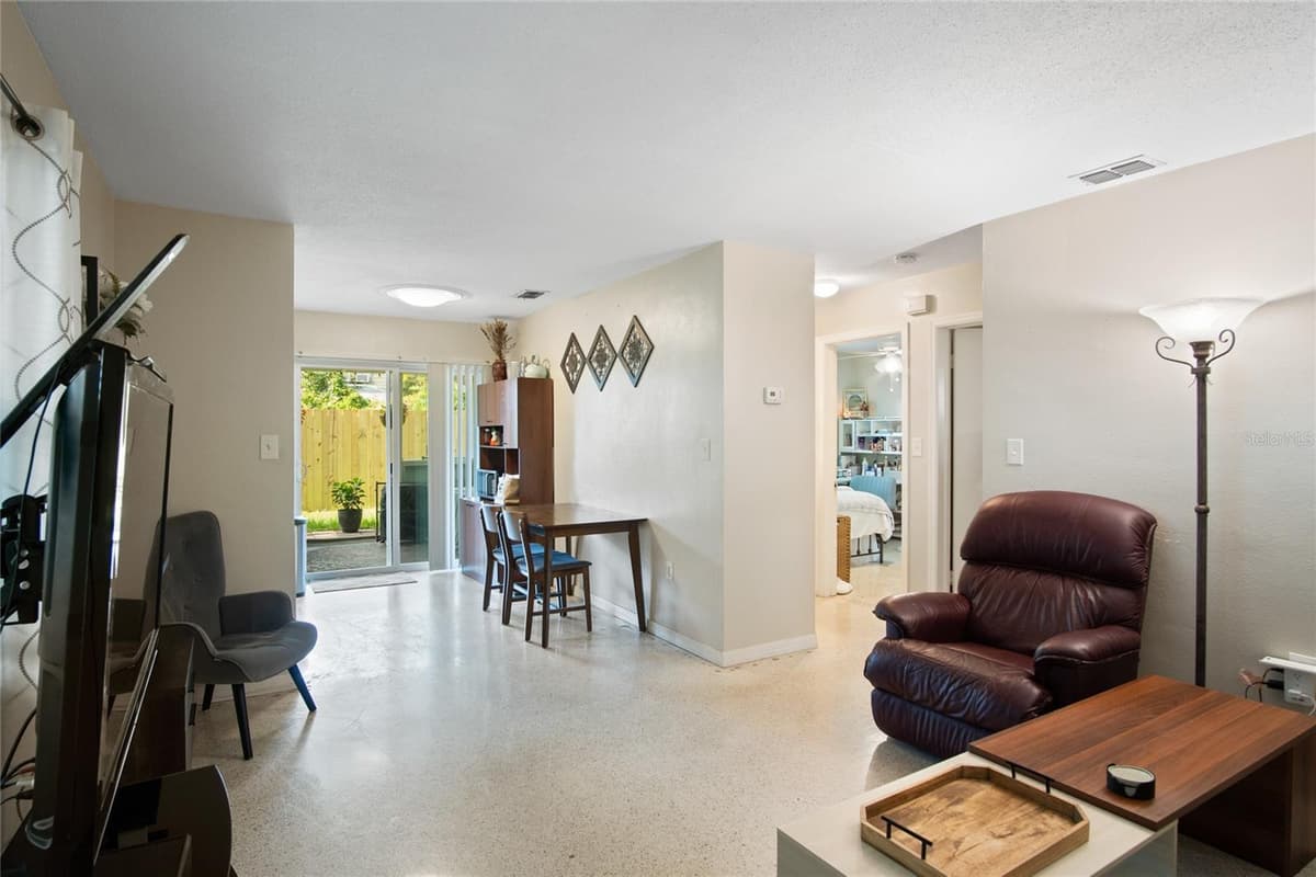 212 HARVARD STREET — photo 14 of 29