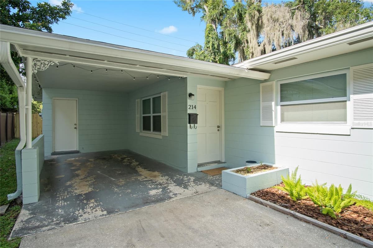 212 HARVARD STREET — photo 28 of 29
