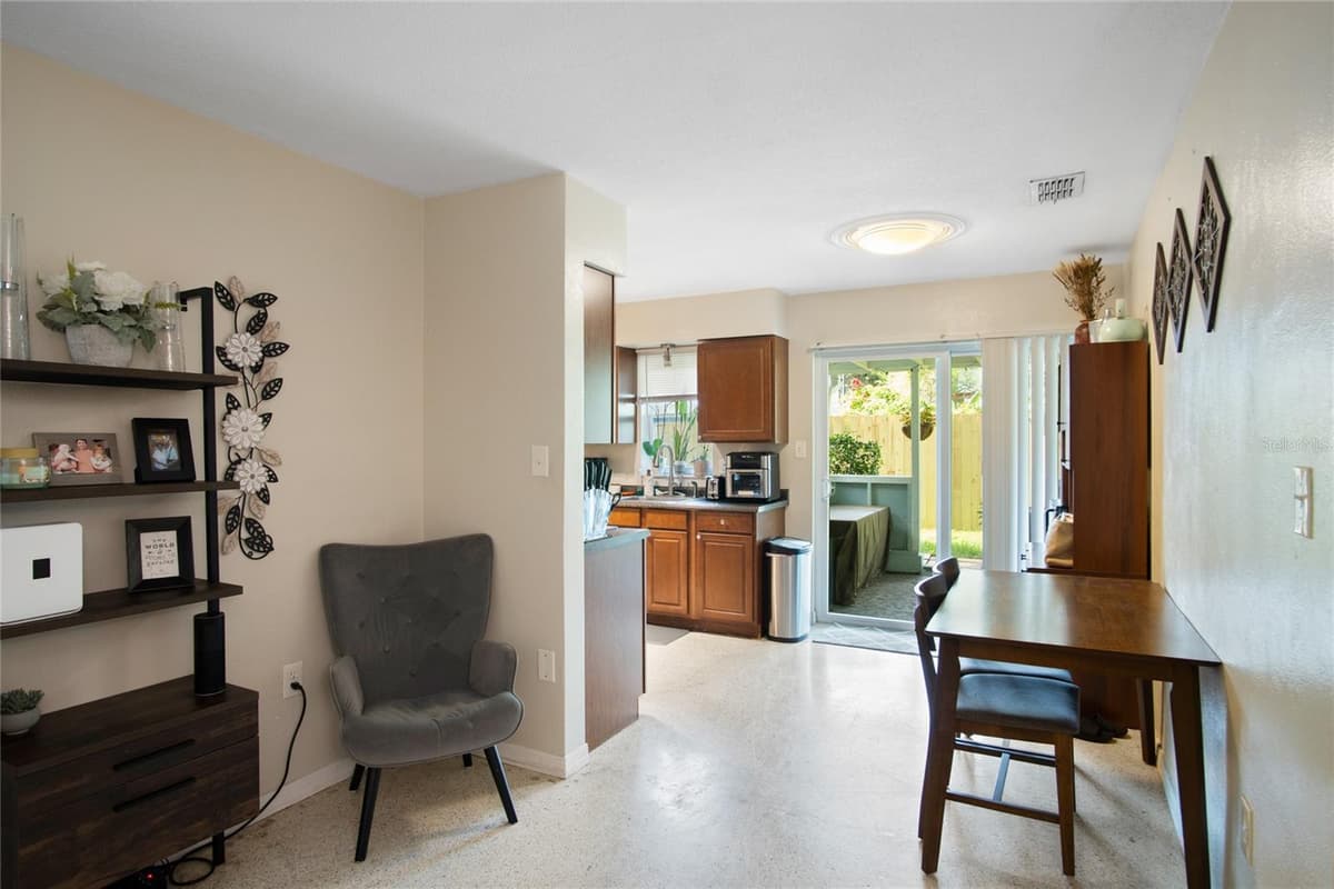 212 HARVARD STREET — photo 17 of 29