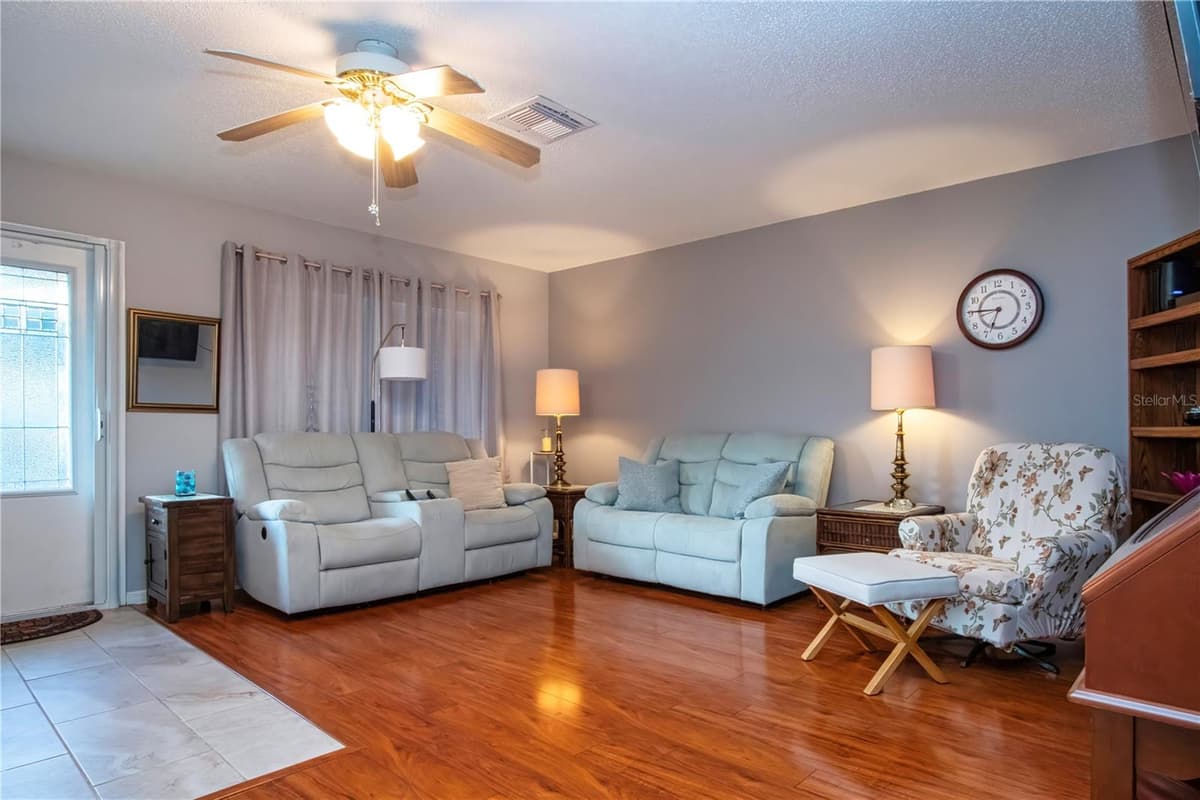 2228 GREENHAVEN DRIVE — photo 12 of 55