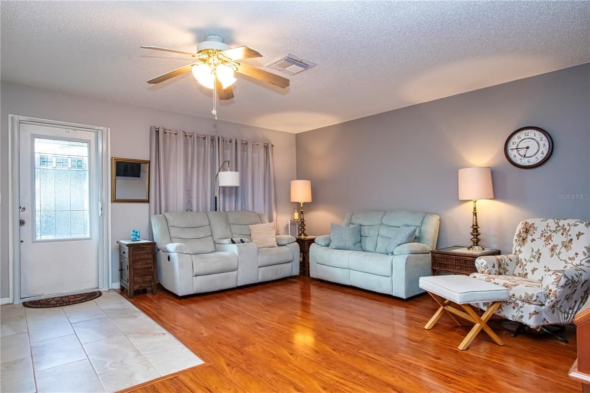 2228 GREENHAVEN DRIVE — photo 13 of 55