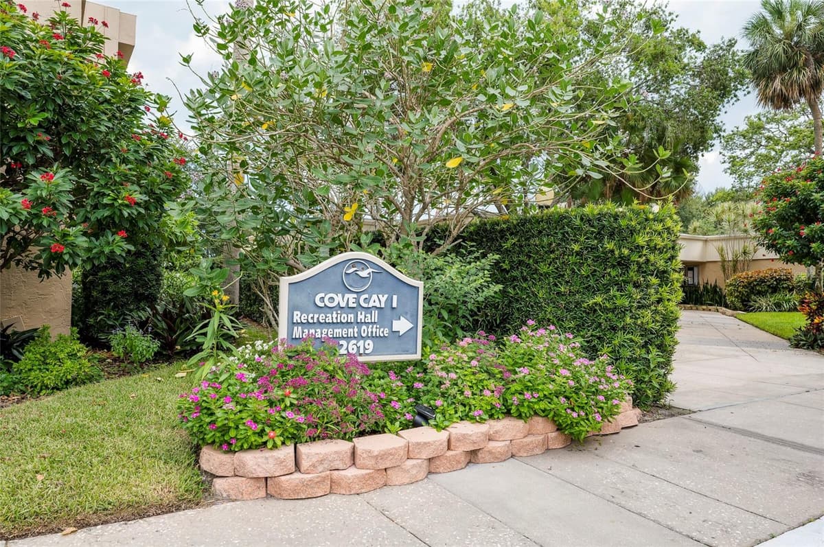 2618 COVE CAY DRIVE — photo 33 of 36