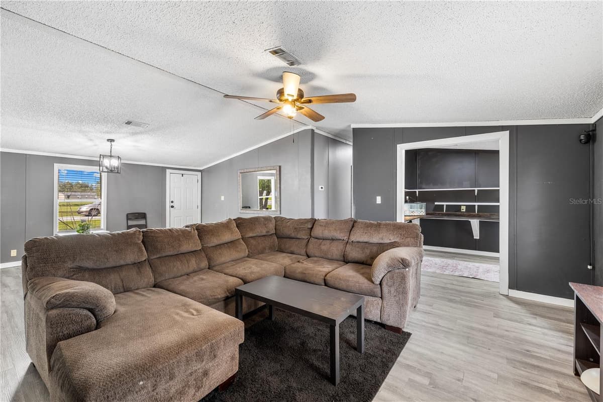 4332 UPPER MEADOW ROAD — photo 7 of 56