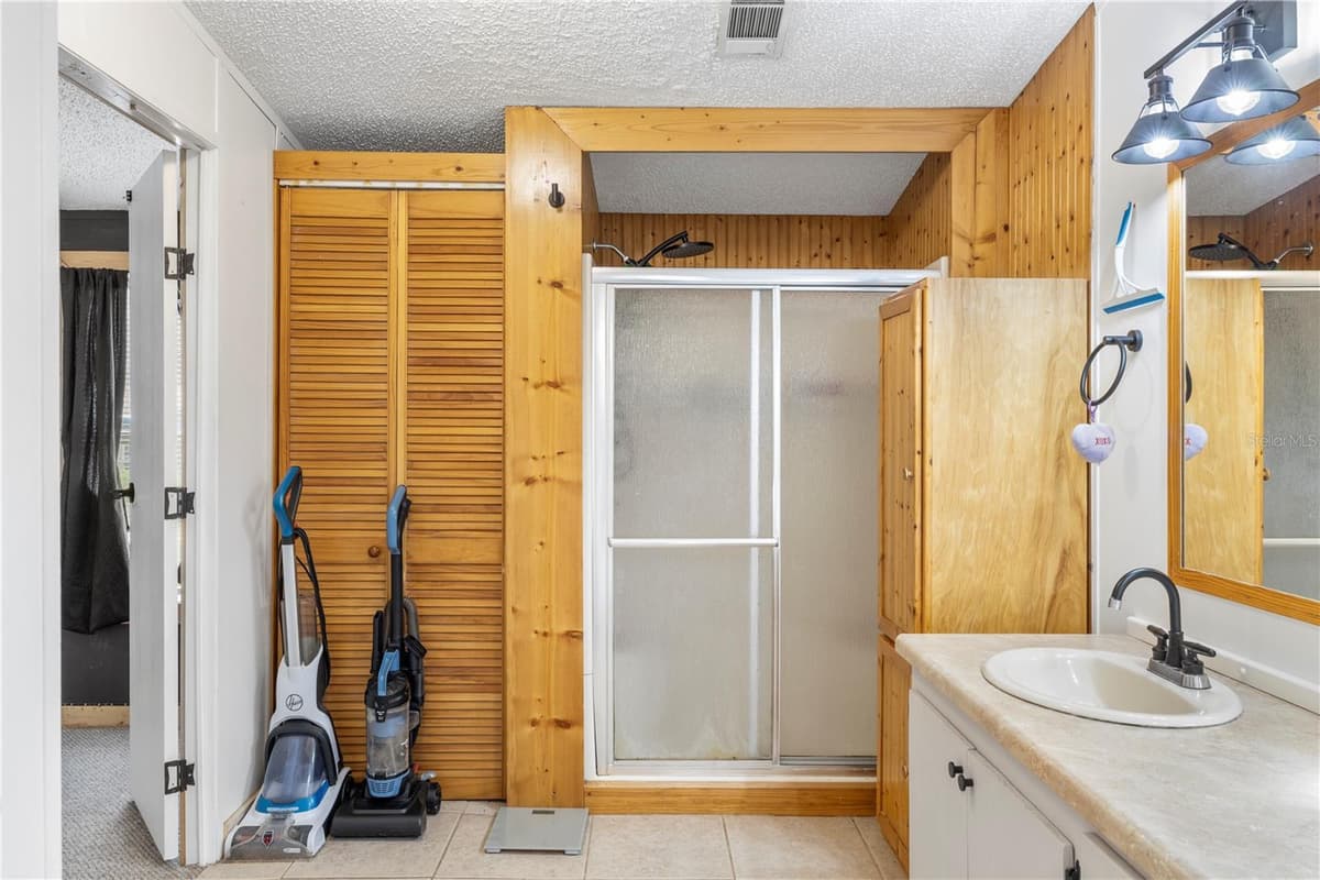 4332 UPPER MEADOW ROAD — photo 35 of 56