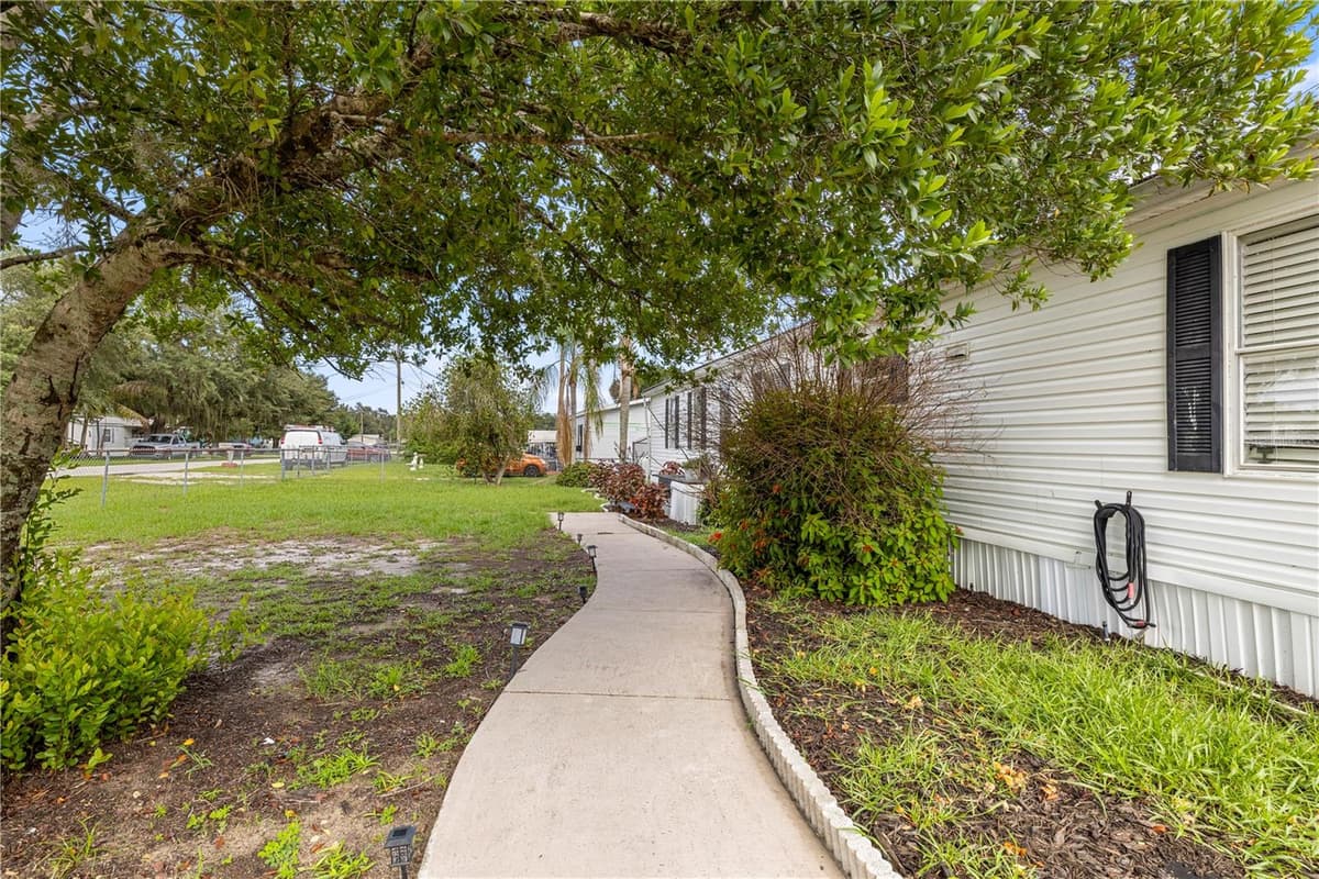 4332 UPPER MEADOW ROAD — photo 46 of 56
