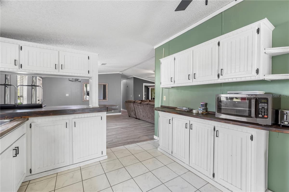 4332 UPPER MEADOW ROAD — photo 16 of 56