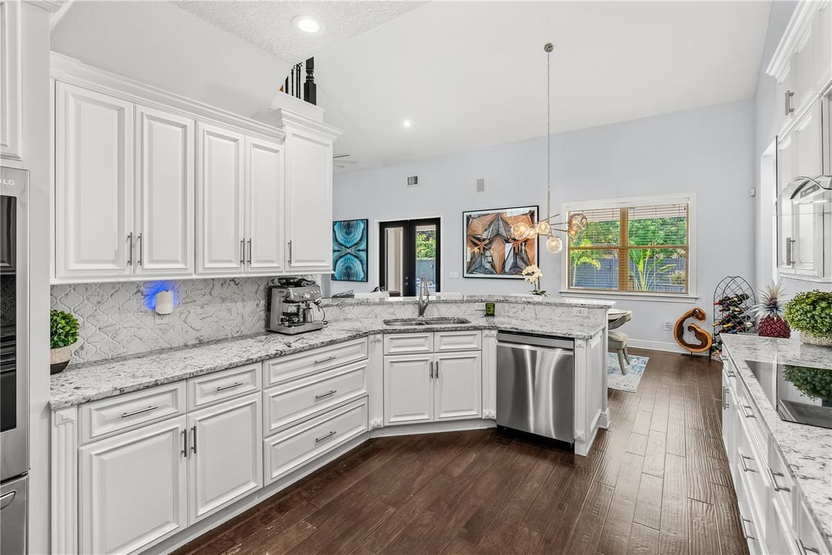 1840 BRYAN AVENUE — photo 17 of 53