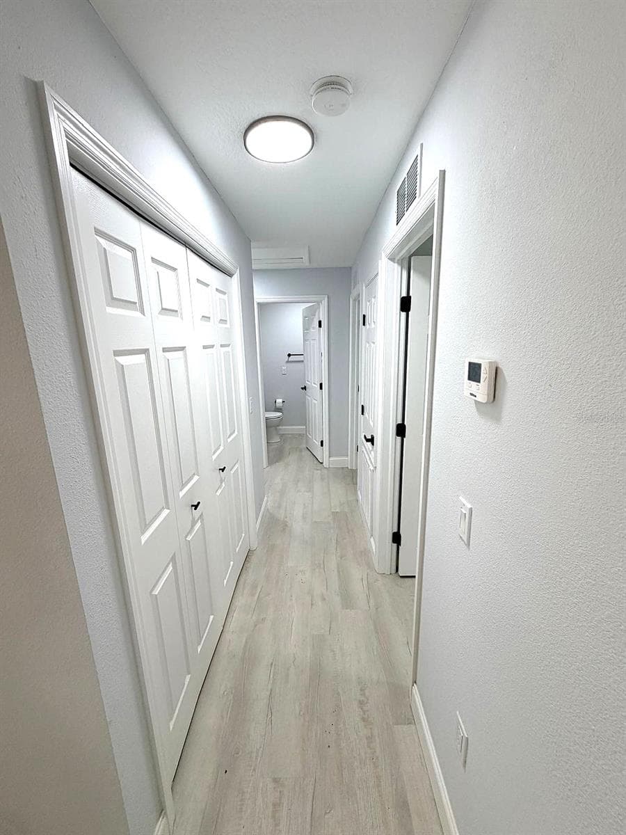 445 10TH AVENUE — photo 9 of 26