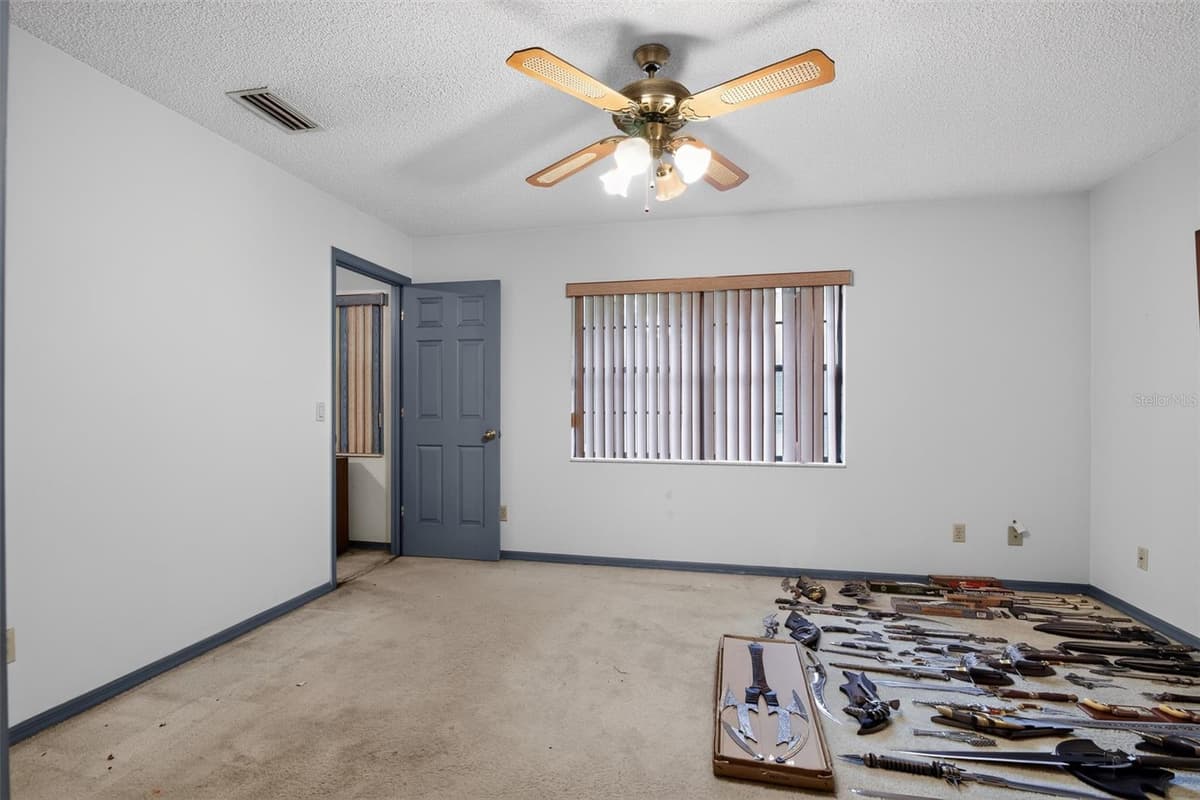 4279 ARLINGTON STREET — photo 17 of 30