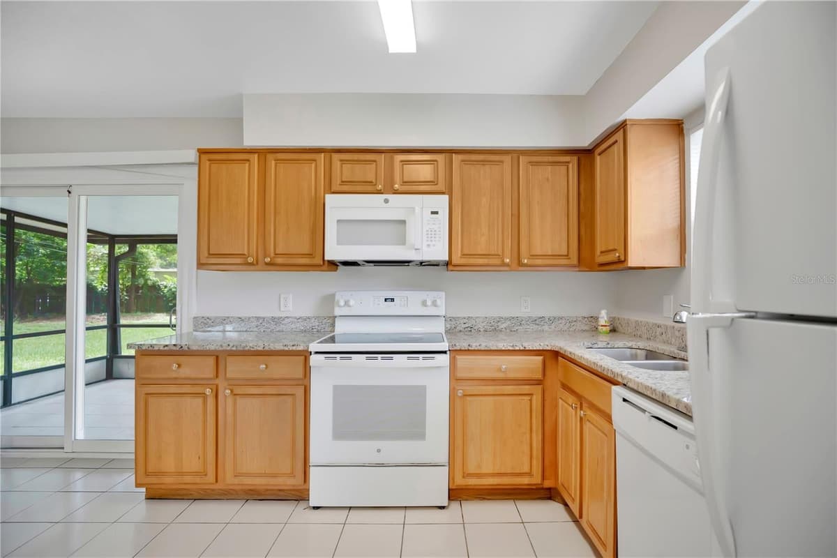 130 KASEY DRIVE — photo 13 of 30