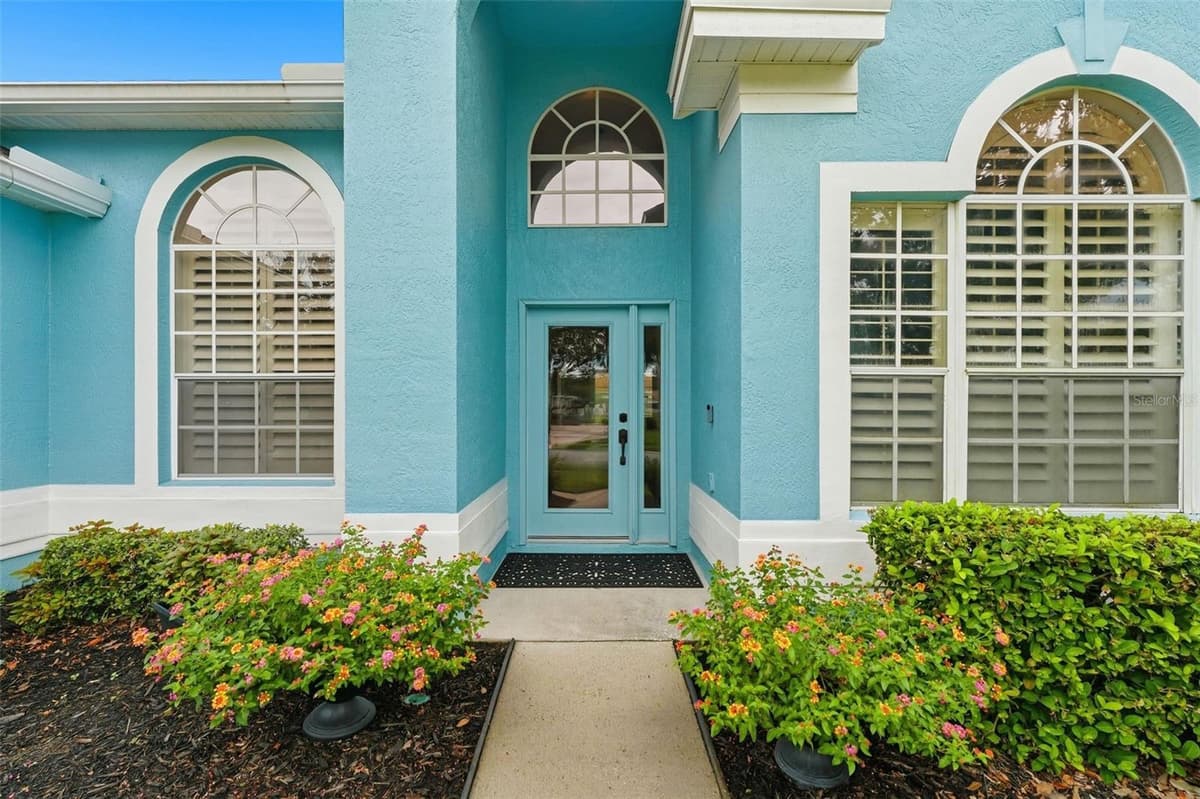 731 DIVINE CIRCLE — photo 4 of 44