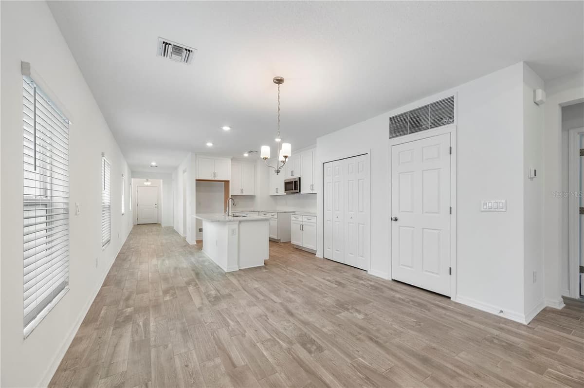 1968 SUNSET PRESERVE WAY — photo 8 of 48
