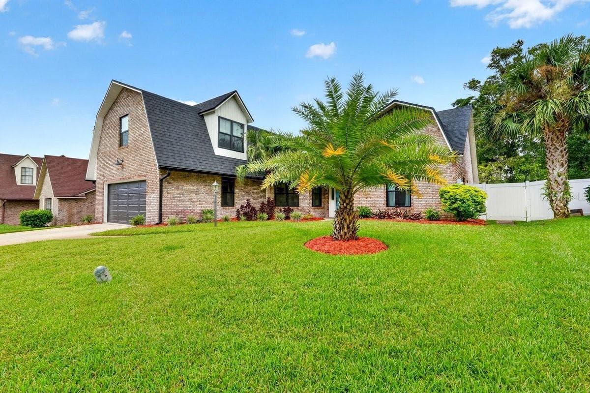 3 FOX HOLLOW DRIVE — photo 2 of 45
