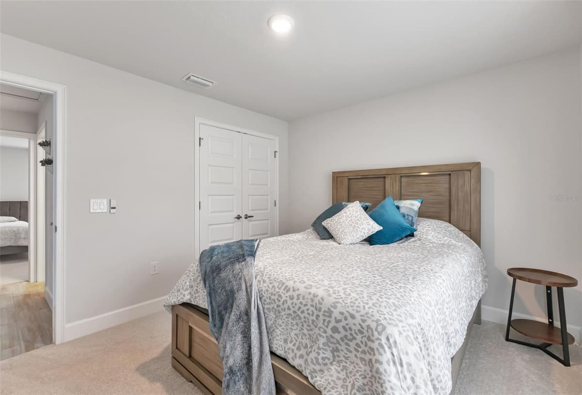 7664 MERONI BOULEVARD — photo 19 of 35