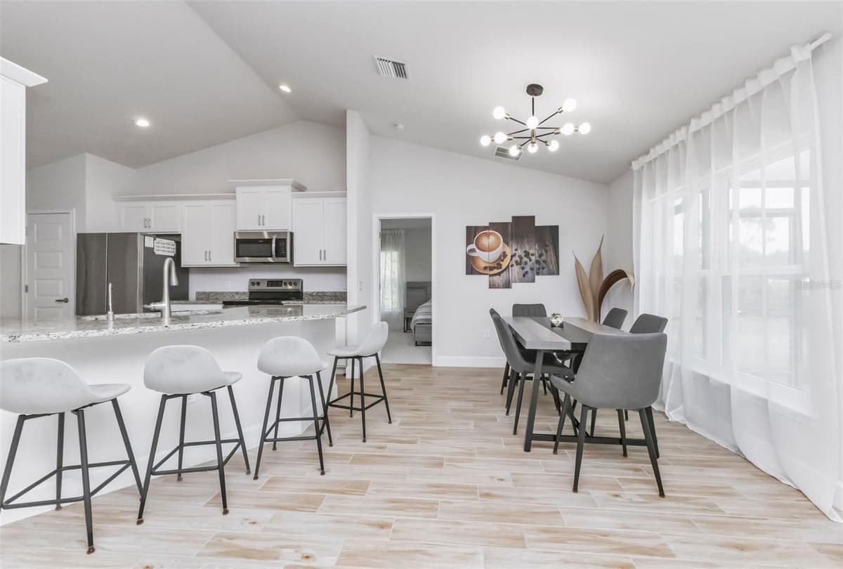 7664 MERONI BOULEVARD — photo 9 of 35