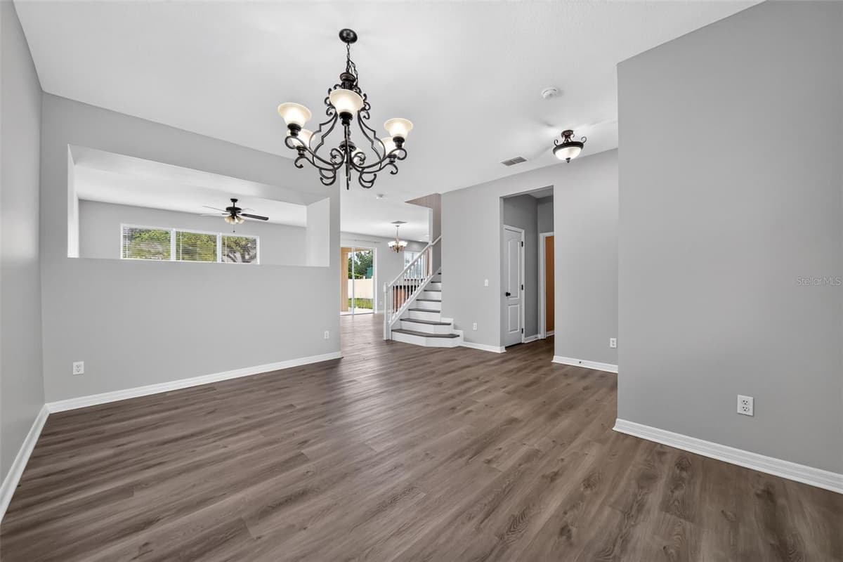 1215 ALAPAHA LANE — photo 5 of 30