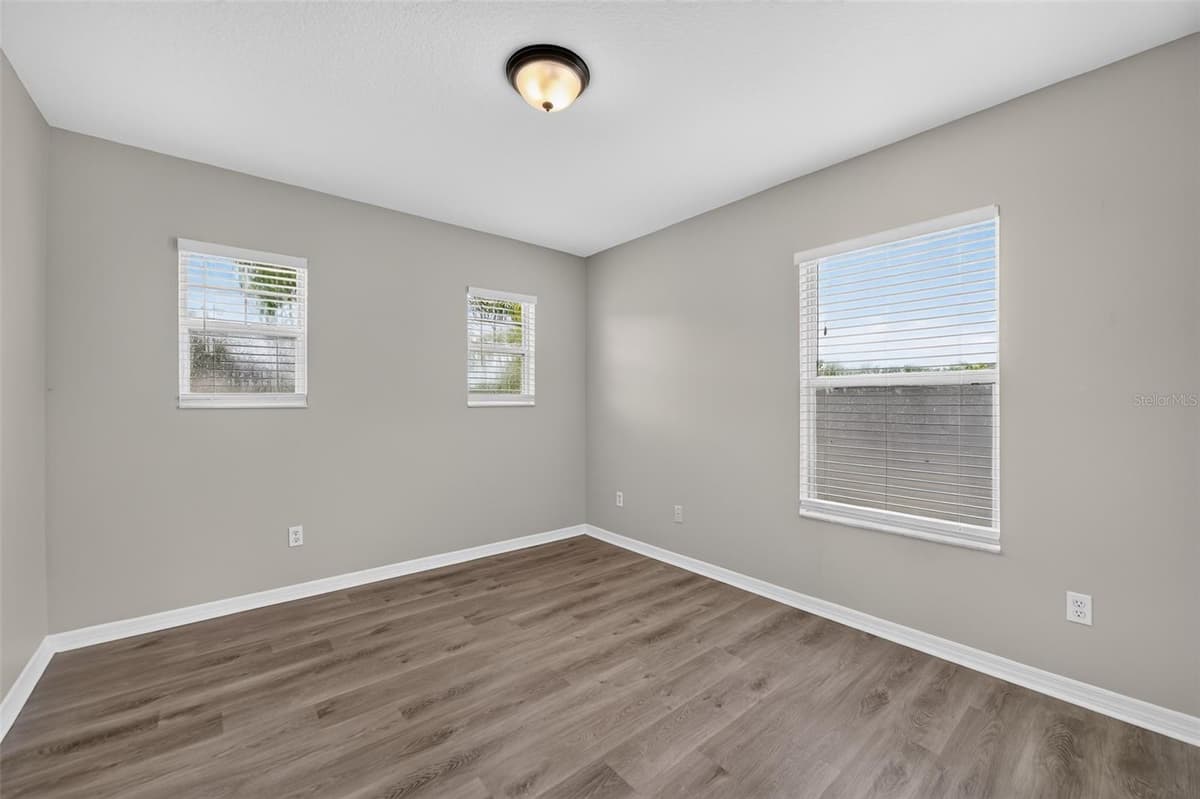 1215 ALAPAHA LANE — photo 25 of 30