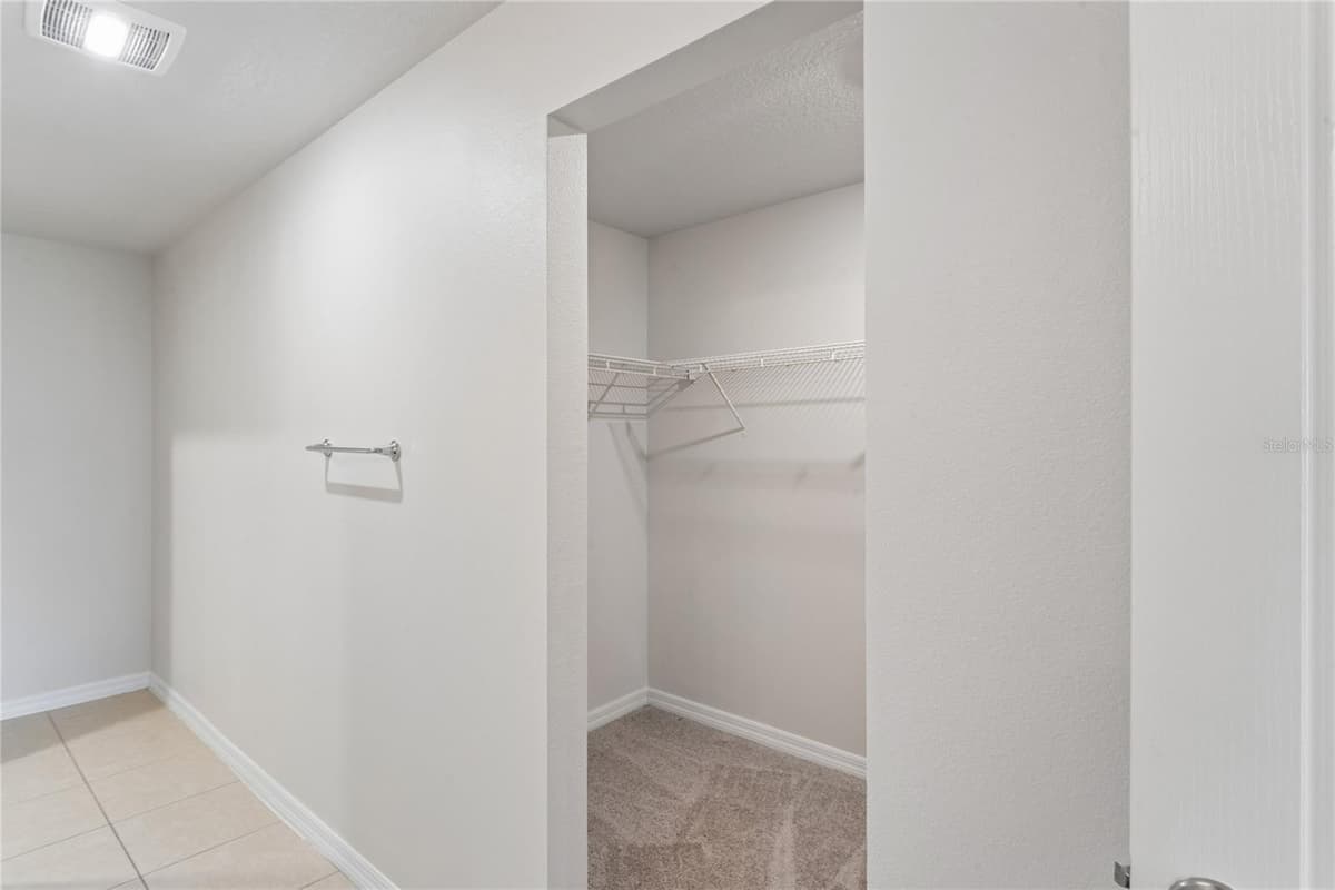 2427 CASPIAN DRIVE — photo 14 of 24