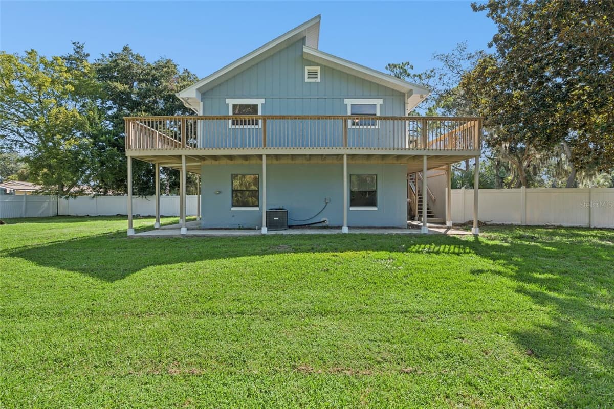 5556 LANCEWOOD CIRCLE — photo 44 of 54